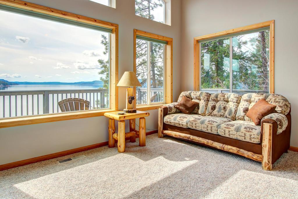 Beautiful Lake Coeur D'Alene Cabin On The Bay Hotel Mica ภายนอก รูปภาพ